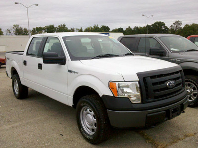 ford f 150 2011 white flex fuel 8 cylinders 4 wheel drive 6 speed automatic 62863