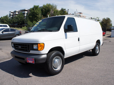 ford econoline cargo 2004 white van 5 4 cargo 92k gasoline 8 cylinders rear wheel drive automatic with overdrive 80012
