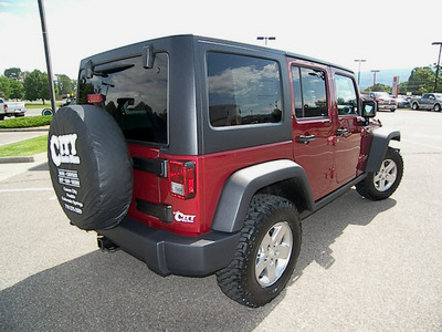 jeep wrangler 2012 red suv unlimited rubic gasoline 6 cylinders 4 wheel drive automatic 81212