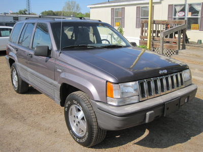 jeep grand cherokee 1993 gray suv laredo gasoline 6 cylinders rear wheel drive automatic 77379