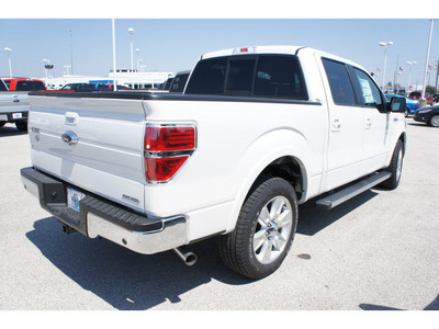 ford f 150 2011 white lariat flex fuel 8 cylinders 2 wheel drive automatic 77388
