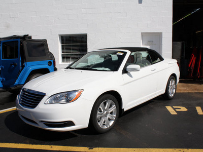 chrysler 200 convertible 2012 white touring flex fuel 6 cylinders front wheel drive automatic 07730