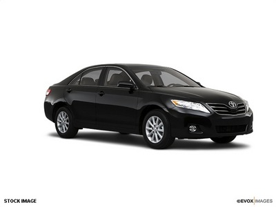 toyota camry 2011 black sedan xle v6 gasoline 6 cylinders front wheel drive not specified 55448