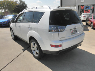 mitsubishi outlander 2007 white suv xls gasoline 6 cylinders front wheel drive automatic 78238