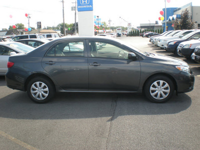 toyota corolla 2009 gray sedan gasoline 4 cylinders front wheel drive automatic 13502