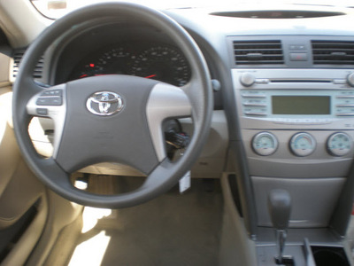 toyota camry 2009 green sedan gasoline 4 cylinders front wheel drive automatic 13502