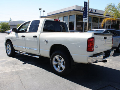 dodge ram pickup 1500 2008 white pickup truck big horn gasoline 8 cylinders rear wheel drive automatic with overdrive 94063