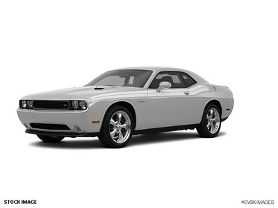 dodge challenger 2011 coupe gasoline 8 cylinders rear wheel drive not specified 33912