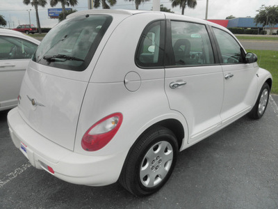 chrysler pt cruiser 2009 white wagon gasoline 4 cylinders front wheel drive automatic 34474