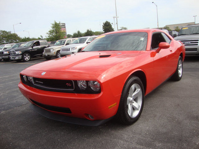 dodge challenger 2009 orange coupe r t gasoline 8 cylinders rear wheel drive automatic 60443
