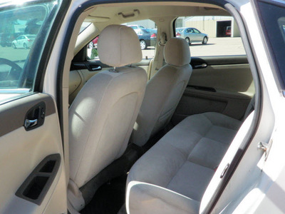 chevrolet impala 2008 white sedan lt gasoline 6 cylinders front wheel drive automatic 55318