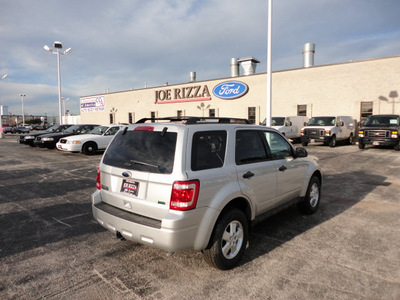 ford escape 2012 silver suv xlt flex fuel 6 cylinders front wheel drive automatic with overdrive 60546