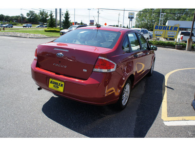 ford focus 2009 sangria red sedan se gasoline 4 cylinders front wheel drive automatic 07724