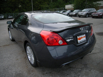 nissan altima 2012 dk  gray coupe gasoline 4 cylinders front wheel drive not specified 46219