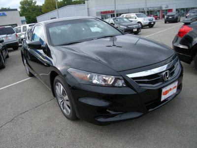 honda accord 2012 black coupe gasoline 4 cylinders front wheel drive not specified 46219