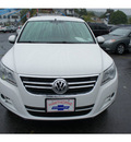 volkswagen tiguan 2010 white suv sel 4 motion gasoline 4 cylinders all whee drive automatic 07507