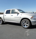 ram ram pickup 1500 2011 silver big horn gasoline 8 cylinders 4 wheel drive 5 speed automatic 60915