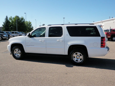 chevrolet suburban 2008 white suv lt 4wd flex fuel 8 cylinders 4 wheel drive automatic 56001