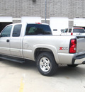 chevrolet silverado 1500 2005 silver z71 gasoline 8 cylinders 4 wheel drive automatic 80301