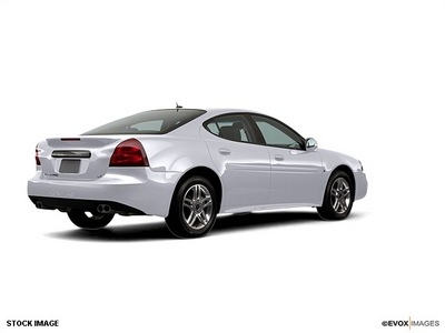 pontiac grand prix 2007 silver sedan gt gasoline 6 cylinders front wheel drive 4 speed automatic 98901