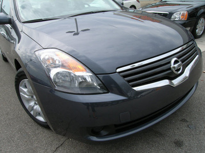 nissan altima 2009 dk  gray sedan gasoline 4 cylinders front wheel drive automatic 46219