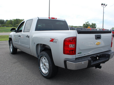 chevrolet silverado 1500 2011 silver lt flex fuel 8 cylinders 4 wheel drive automatic 27330