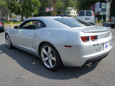 chevrolet camaro 2010 silver coupe ss gasoline 8 cylinders rear wheel drive not specified 07507