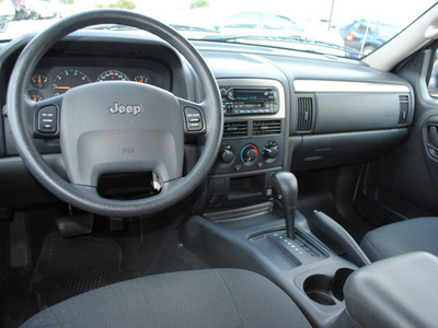 jeep grand cherokee 2003 silver suv laredo gasoline 6 cylinders rear wheel drive automatic 75228