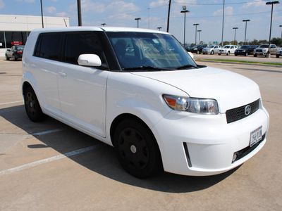 scion xb 2008 white suv gasoline 4 cylinders front wheel drive automatic 75228