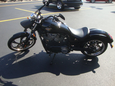 victory vegas 2011 black 8 ball 2 cylinders 5 speed 45342