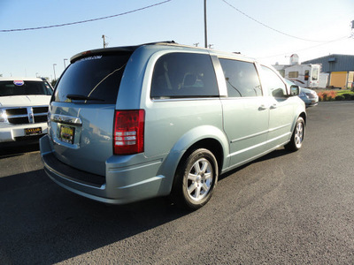 chrysler town and country 2008 blue van touring gasoline 6 cylinders front wheel drive 6 speed automatic 60915