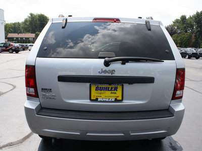 jeep grand cherokee 2008 silver suv laredo gasoline 6 cylinders 4 wheel drive automatic 07730