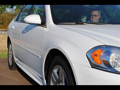 chevrolet impala 2011 white sedan lt flex fuel 6 cylinders front wheel drive automatic 75570
