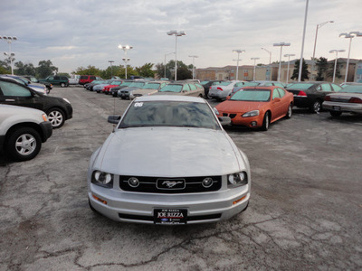 ford mustang 2006 silver coupe gasoline 6 cylinders rear wheel drive automatic with overdrive 60546