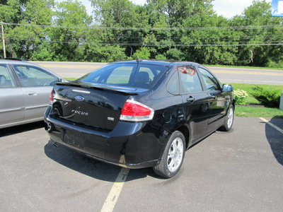 ford focus 2008 black sedan gasoline 4 cylinders front wheel drive automatic 13502