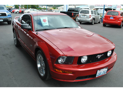 ford mustang 2008 red coupe gt gasoline 8 cylinders rear wheel drive 5 speed manual 98032