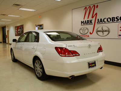 toyota avalon 2007 off white sedan xls gasoline 6 cylinders front wheel drive automatic 27707