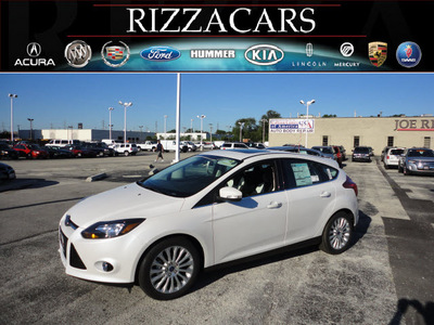 ford focus 2012 white hatchback titanium gasoline 4 cylinders front wheel drive automatic with overdrive 60546