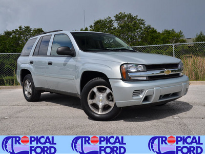 chevrolet trailblazer 2008 silver suv ls gasoline 6 cylinders 2 wheel drive automatic 32837