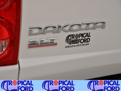dodge dakota 2008 white pickup truck slt gasoline 6 cylinders rear wheel drive automatic 32837