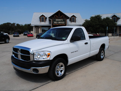 dodge ram pickup 1500 2007 white pickup truck flex fuel 8 cylinders rear wheel drive automatic with overdrive 76087