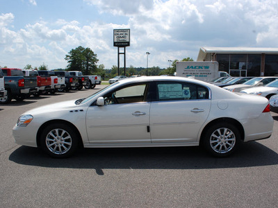 buick lucerne 2011 white sedan cxl flex fuel 6 cylinders front wheel drive automatic 27330