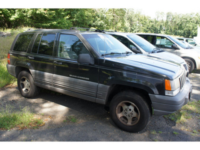 jeep grand cherokee 1998 black suv laredo gasoline 6 cylinders 4 wheel drive automatic 08812