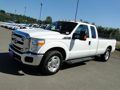 ford f 250 super duty 2012 white pickup truck xlt flex fuel 8 cylinders 2 wheel drive shiftable automatic 98032
