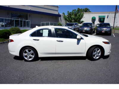 acura tsx 2009 white sedan gasoline 4 cylinders front wheel drive shiftable automatic 07044