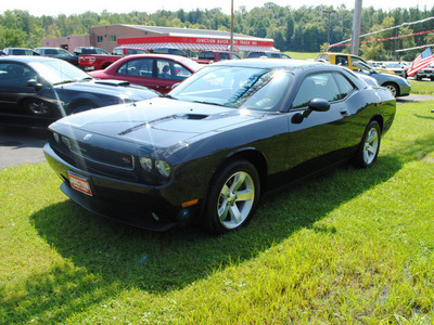 dodge challenger 2009 black coupe r t gasoline 8 cylinders rear wheel drive not specified 44024
