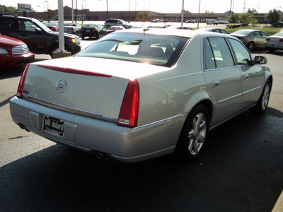 cadillac dts 2007 gray sedan gasoline 8 cylinders front wheel drive automatic 45036