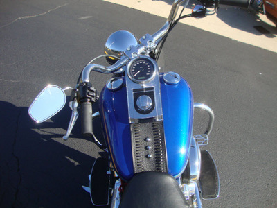 harley davidson flstf 2010 blue fat boy 2 cylinders 6 speed 45342