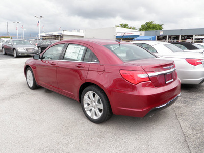 chrysler 200 2012 red sedan gasoline 4 cylinders front wheel drive automatic 33021