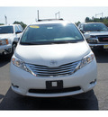 toyota sienna 2011 white van limited 7 passenger gasoline 6 cylinders all whee drive automatic with overdrive 08902